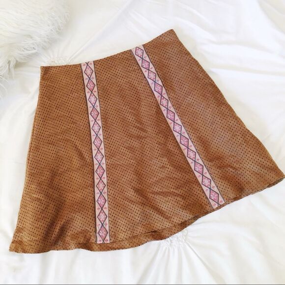 Chelsea & Violet Faux Suede Laser Cut Festival Skirt Size XS - Picture 1 of 5